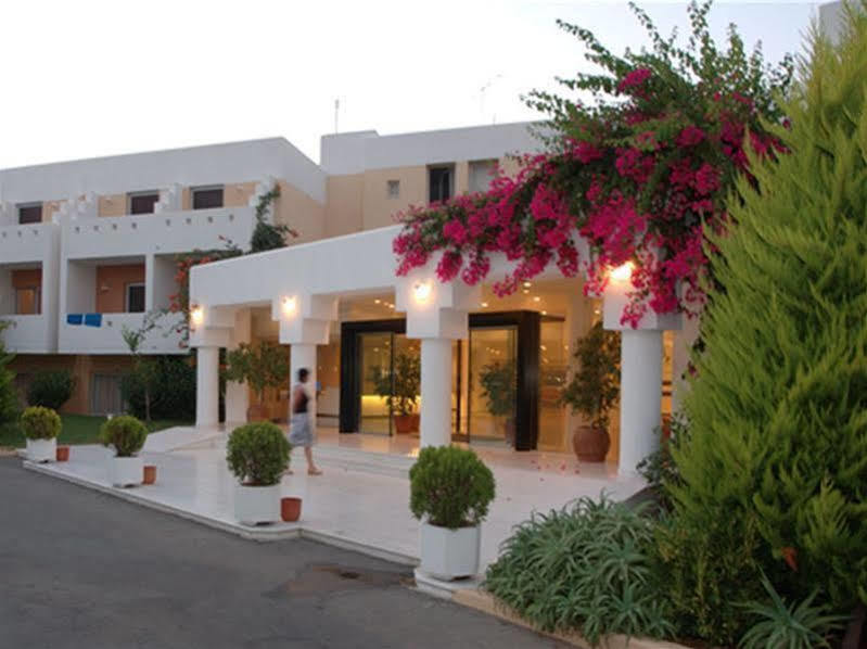 Oasis Beach Hotel - Adults Only Anissaras Exteriér fotografie